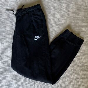 Women's Nike Sportswear Club Fleece Joggers Black Size Medium